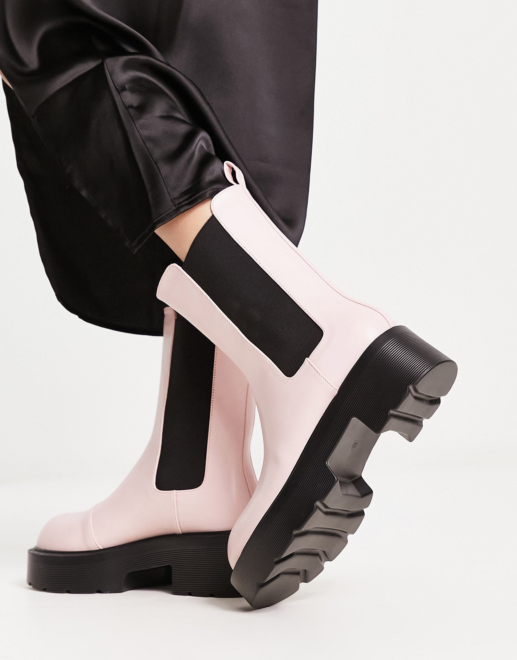 RAID Delphine chunky ankle boots in pale pink